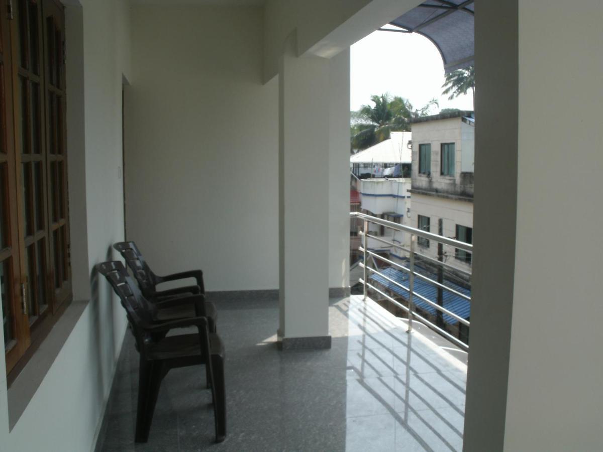 Jacaranda Holiday Home Kochi Dış mekan fotoğraf